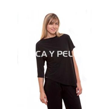 Camiseta negra asimétrica peluquería y estética - Imagen 1