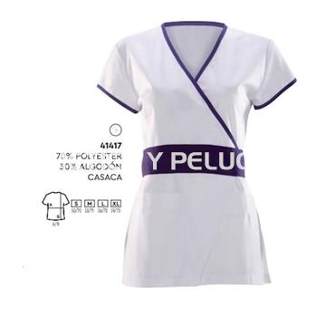 Casaca blanca con ribete morado peluquería y estética - Imagen 1