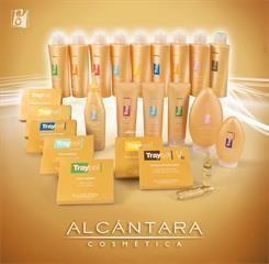 Champú hidro-reestructurante Traybell cabellos secos 300ml. - Imagen 2