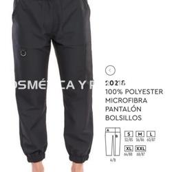 Pantalón negro pirata peluquería y estética - Imagen 1