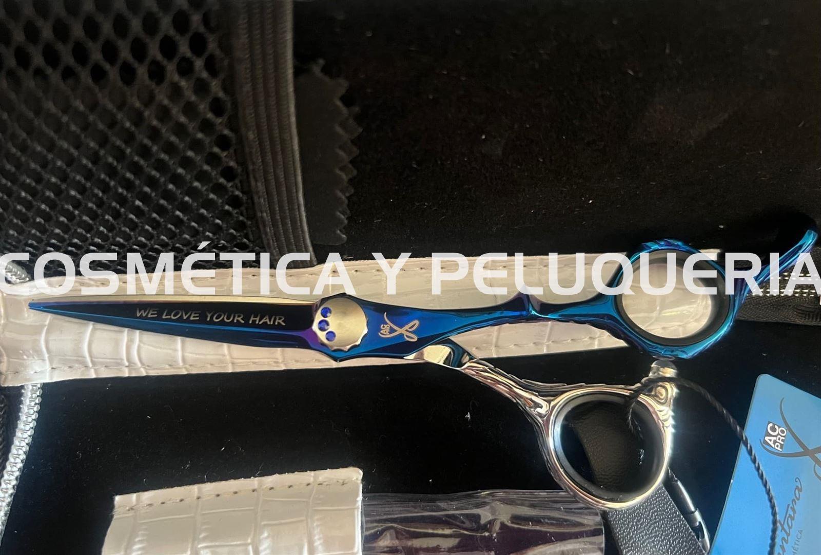 Tijera azul brillante y plata 5,5" MC - Imagen 1