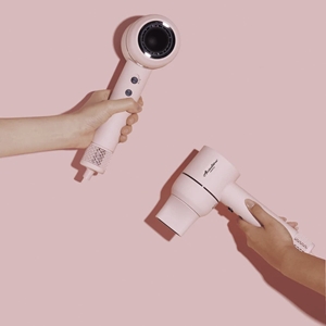 Tu pedido tiene 🎁 secador Looki Ionic Rosa